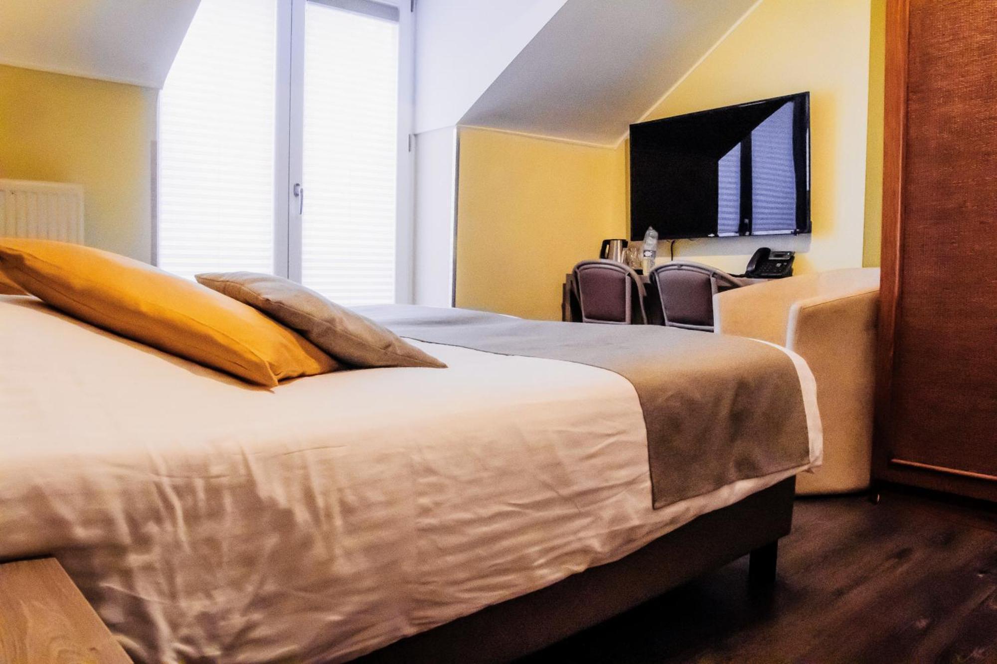 Hotel Des Postes Houffalize Εξωτερικό φωτογραφία