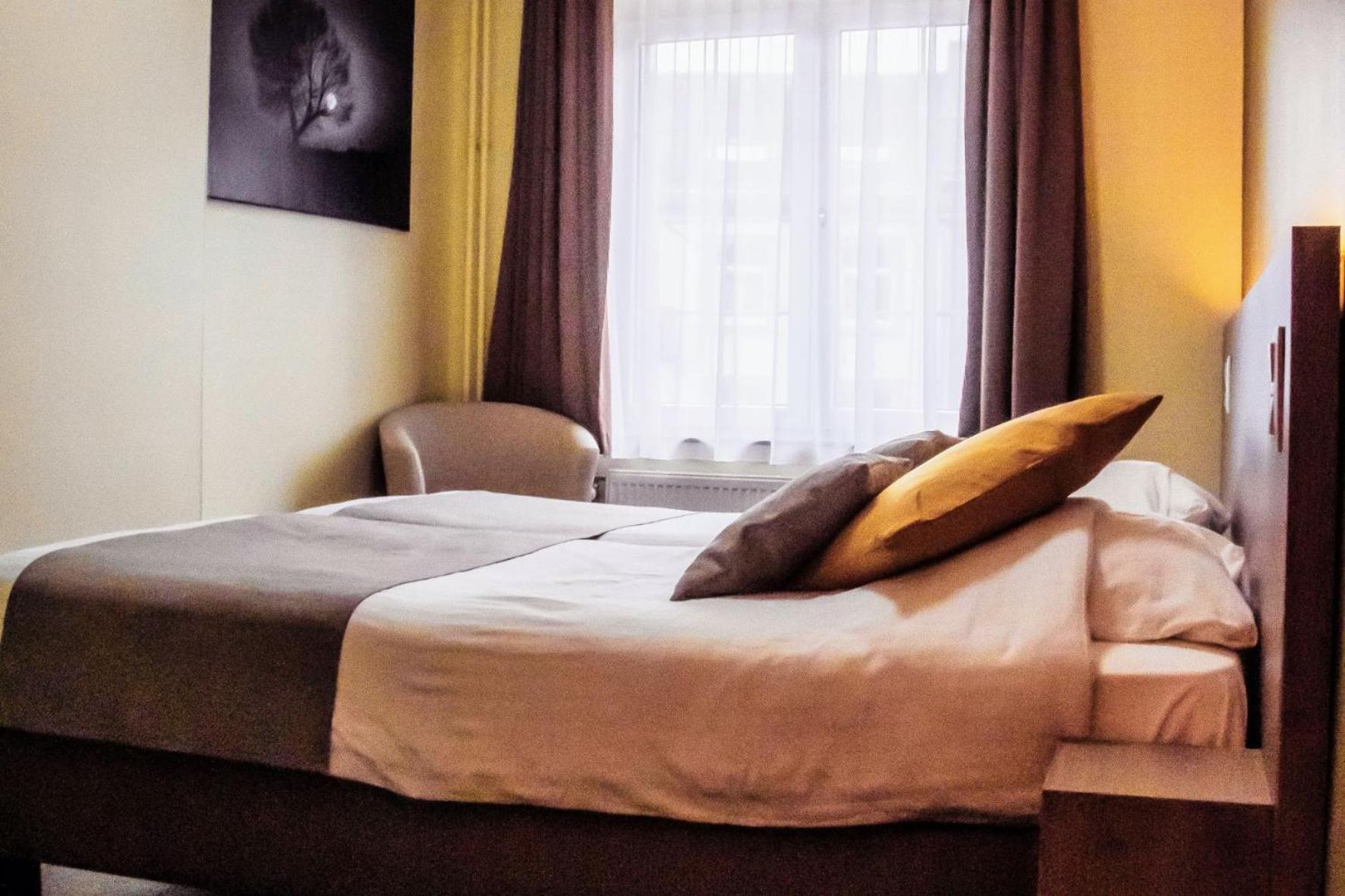 Hotel Des Postes Houffalize Δωμάτιο φωτογραφία